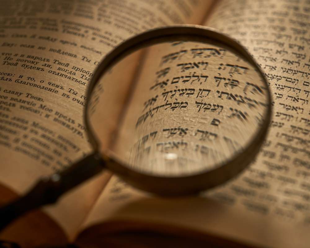 מספרי חסידות ועד פסיכולוגיה וקואוצ'ינג: כל הספרים שיש לאתר "אוצר הספרים" להציע