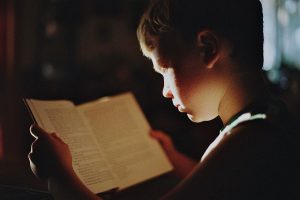 תולעת ספרים: רבי המכר שאתם חייבים להכיר - ולרוץ לקרוא