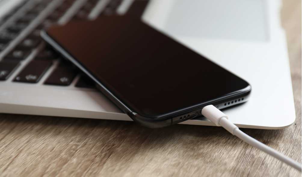 אייפון לא נטען