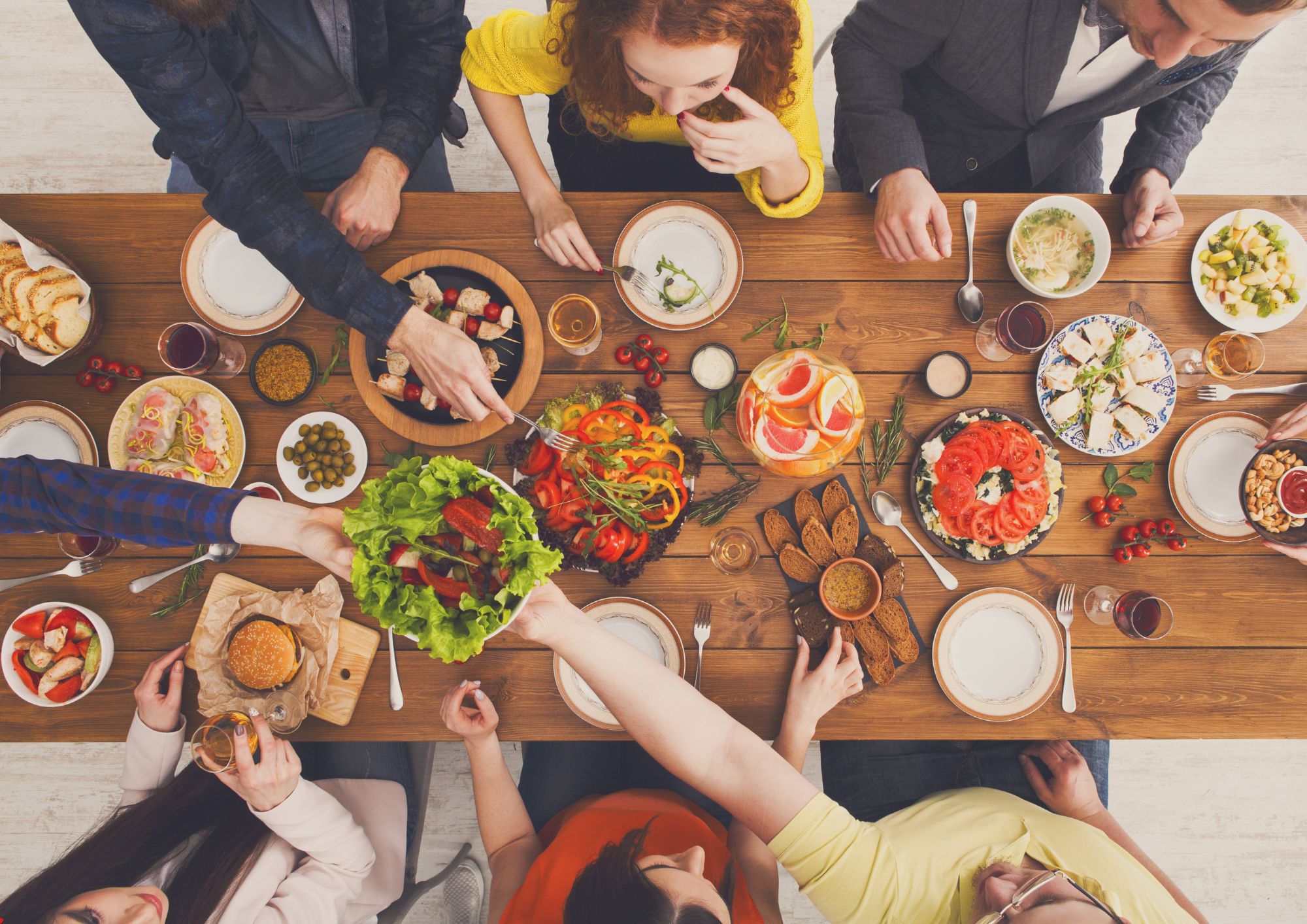 איך לארח חברים בבית